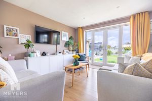 Lounge- click for photo gallery